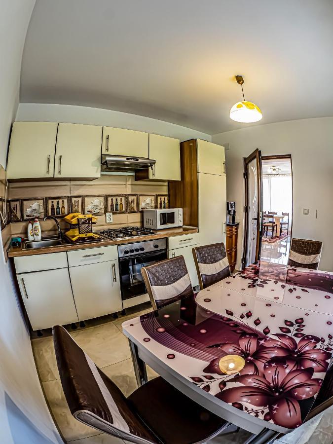 Casa Iulia Villa โปโจริตา ภายนอก รูปภาพ