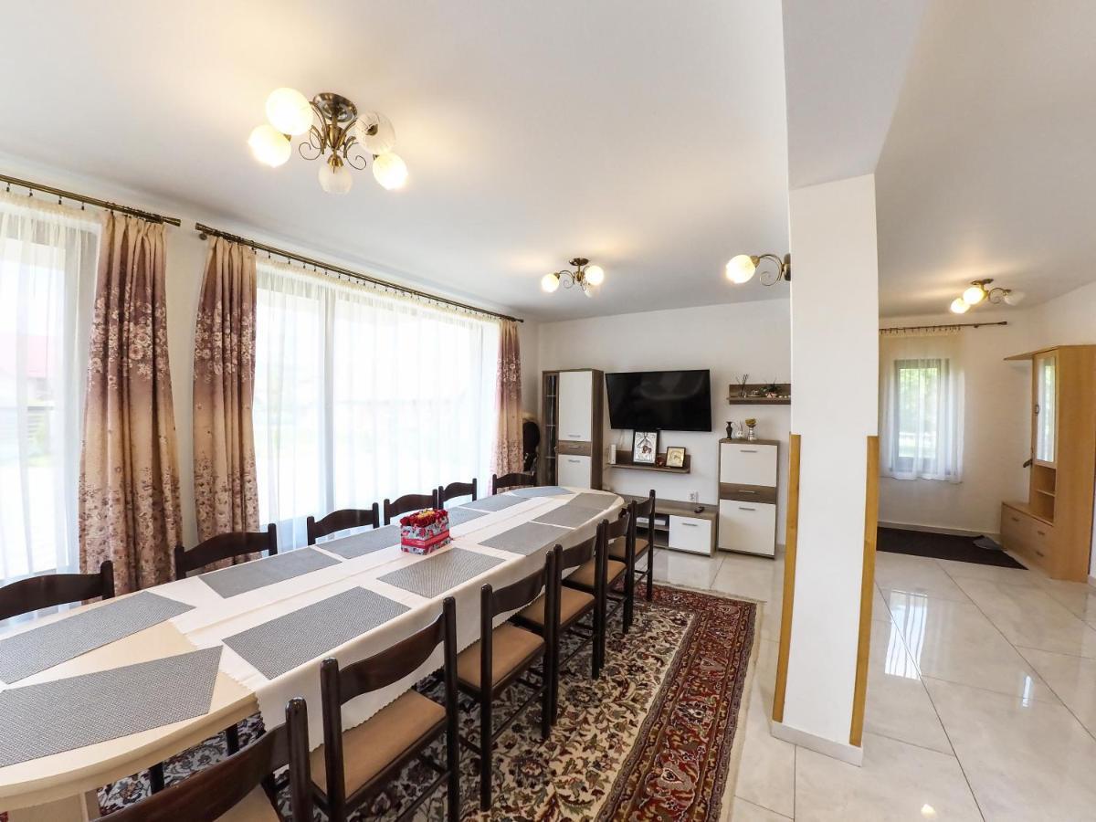 Casa Iulia Villa โปโจริตา ภายนอก รูปภาพ